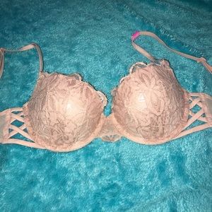 Pink Victoria’s Secret the date push-up bra